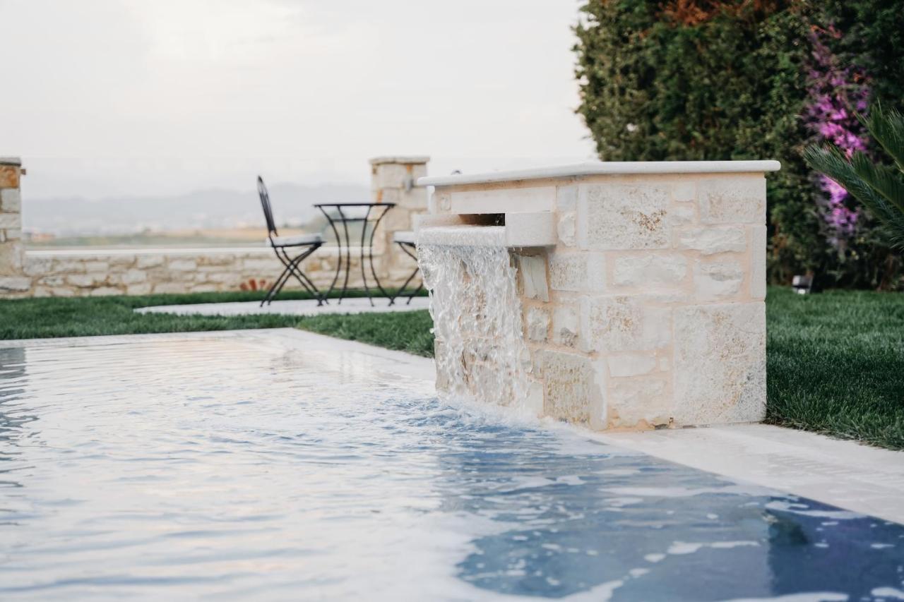 Green Villa With Private Pool Драч Екстериор снимка